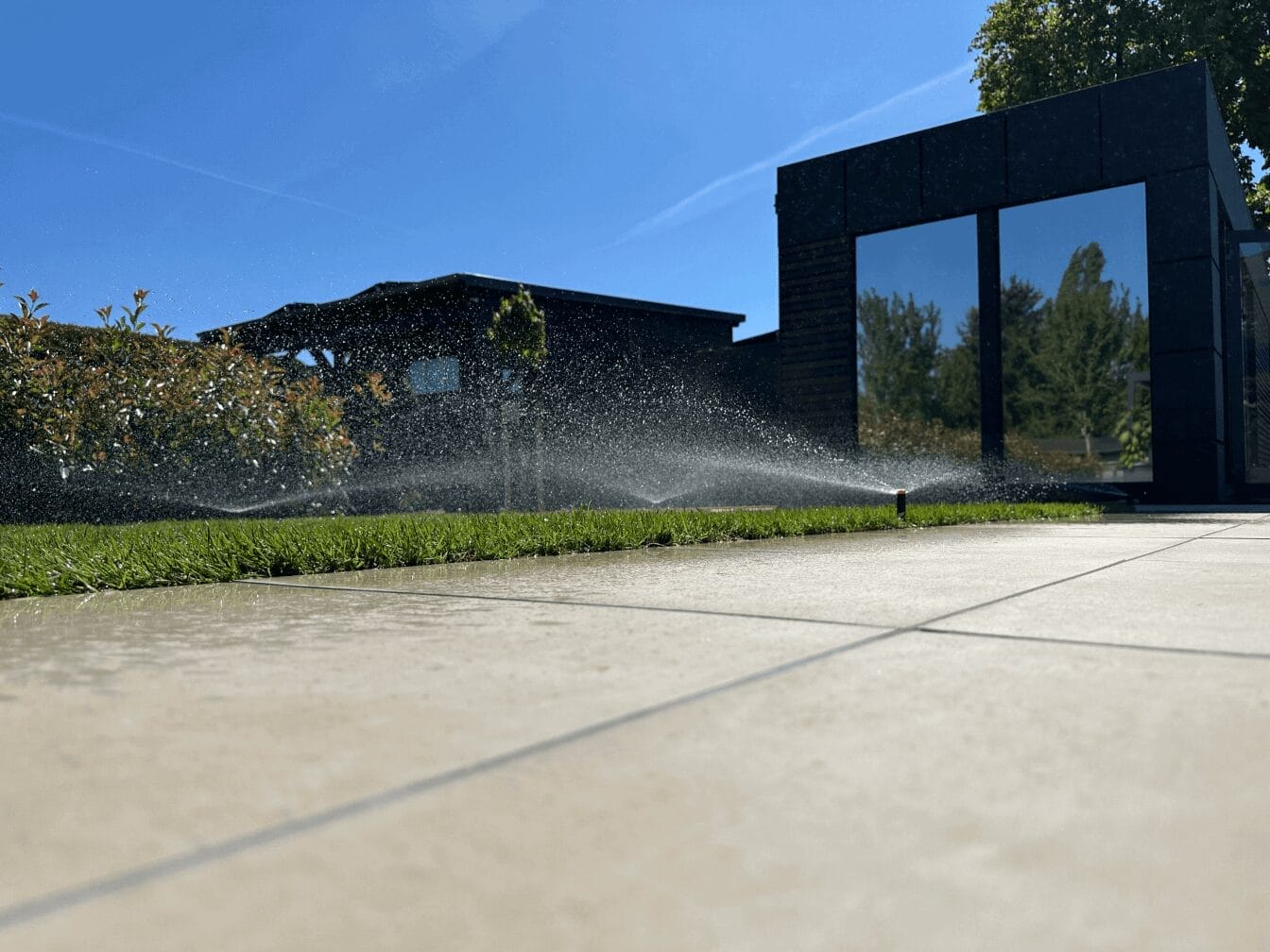 Automatische Gartenbewässerung nach Maß – mit smarter Technik und perfektem Rasen 1